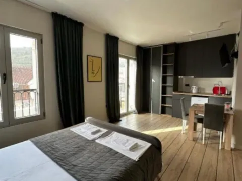 Prodaja, garsonjera, 33m², Budva, Crna Gora - image 1