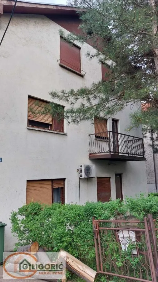 Sale, house, 397m², Kaludjerica, Grocka