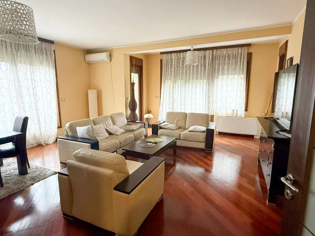 Rent, two bedroom apartment, 100m², Preko Morače, Podgorica