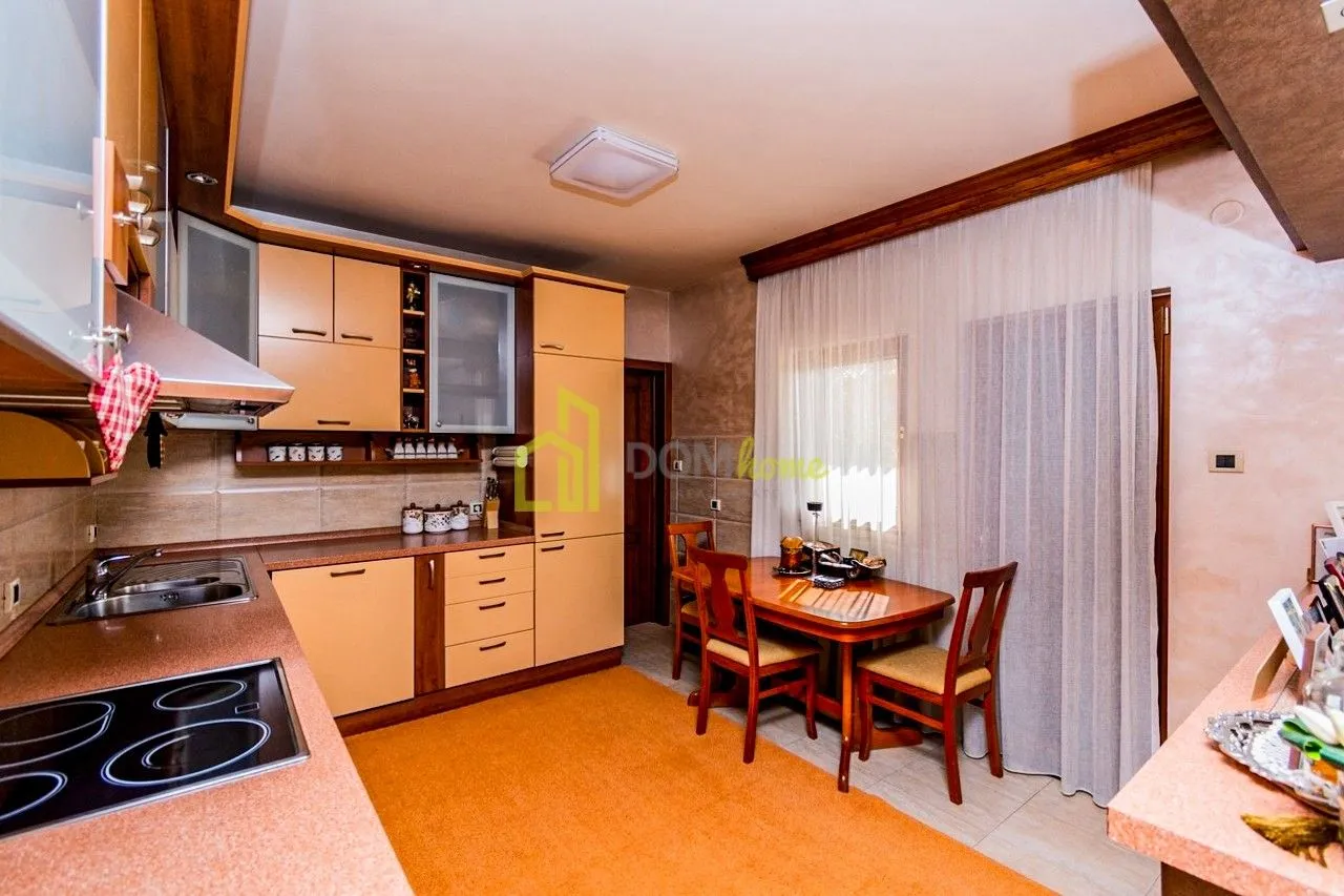 Rent, house, 600m², Zeta, Podgorica
