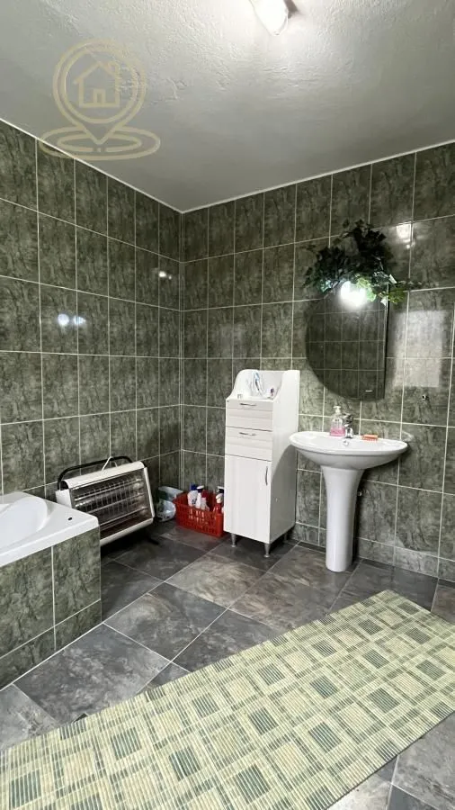 Prodaja, kuća, 240m², Kraljevo, Srbija