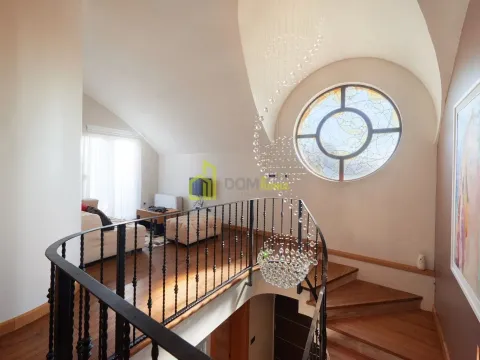 Prodaja, kuća, 255m², Vranići, Podgorica - image 9