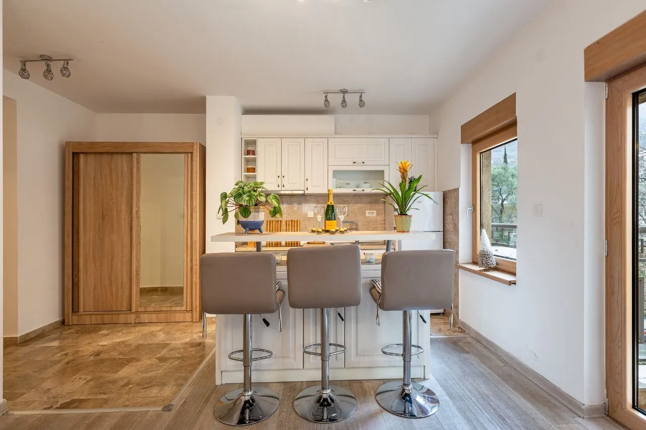Sale, one bedroom apartment, 74m², Pržno, Budva