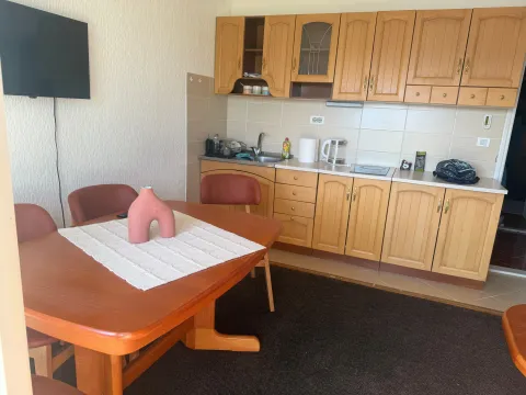 Rent, one bedroom apartment, 52m², Donja Lastva, Tivat - image 3