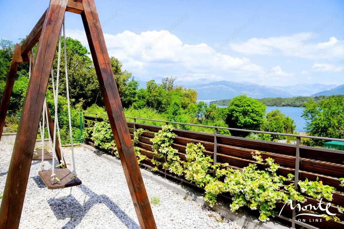 Sale, two bedroom apartment, 74m², Krašići, Tivat