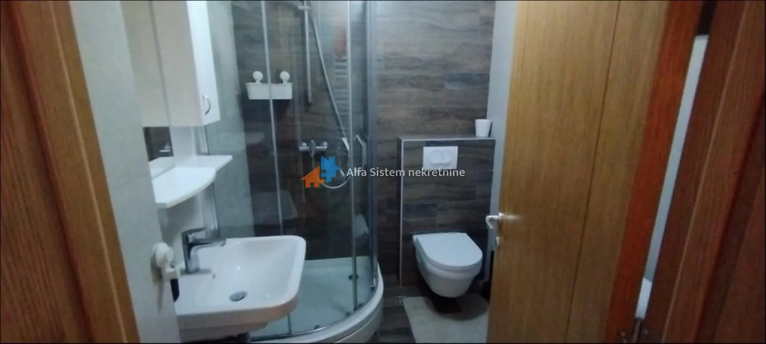 Rent, two bedroom apartment, 55m², Vračar Sve Podlokacije, Beograd