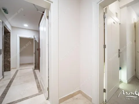 Prodaja, dvosoban stan, 65m², Bečići, Budva - image 17