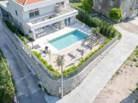 Sale, house, 250m², Orahovac, Kotor - image 16