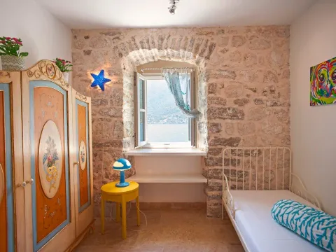 Sale, house, 165m², Perast, Kotor - image 15