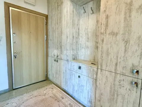 Rent, one bedroom apartment, 51m², Stari Aerodrom, Podgorica - image 10