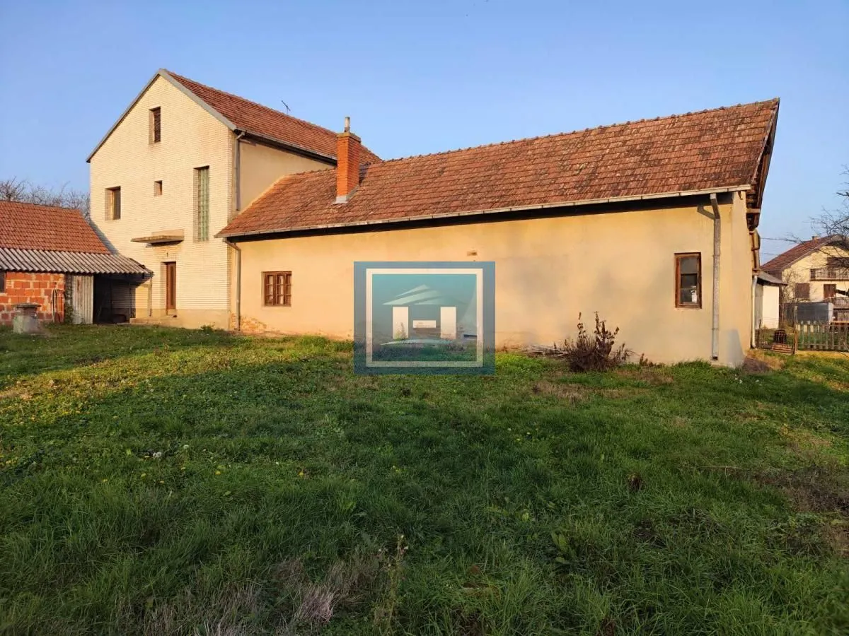Prodaja, kuća, 200m², Dragocvet, Jagodina