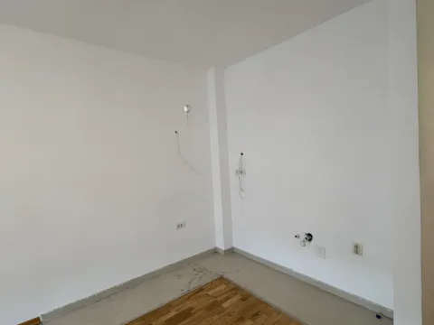 Prodaja, jednosoban stan, 47m², Velika Plaža, Ulcinj - image 3