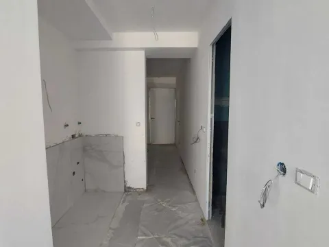 Prodaja, stan, 65m², Komoševina, Budva - image 8