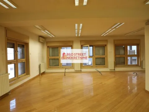 Izdavanje, poslovni prostor, 195m², Stari Grad, Beograd - image 9