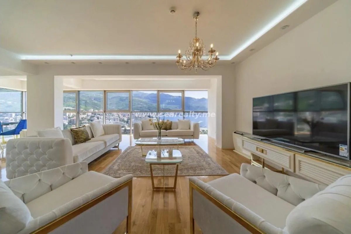 Rent, apartment, 100m², Budva, Crna Gora