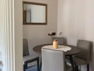 Izdavanje, dvosoban stan, 55m², Centar, Tivat - image 2