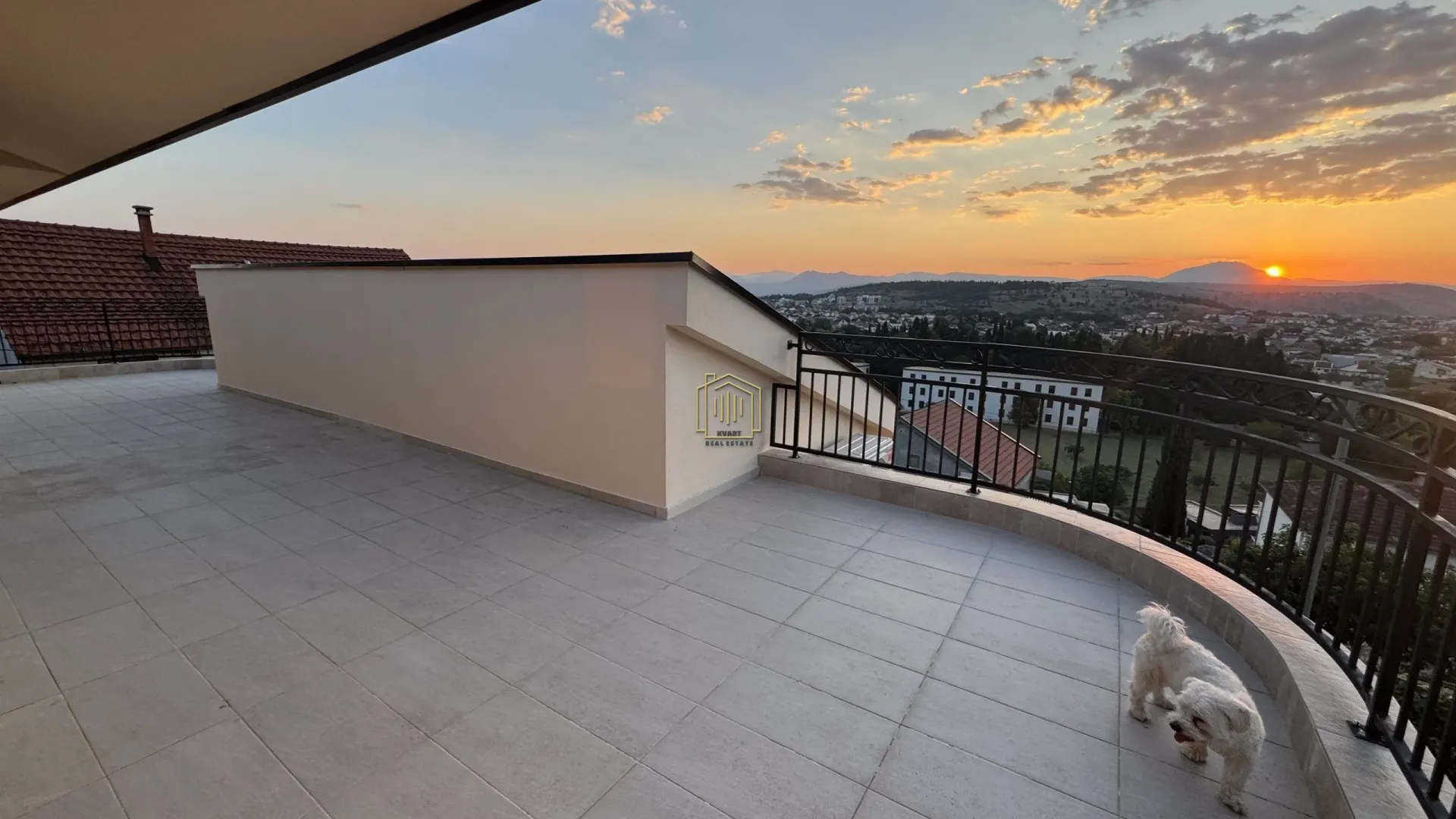 Rent, house, 256m², Masline, Podgorica