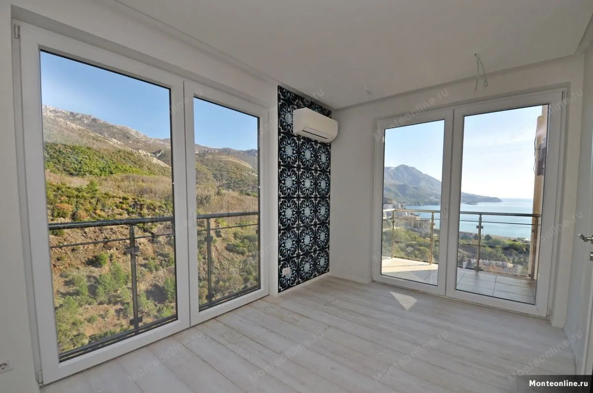 Sale, two bedroom apartment, 131m², Bečići, Budva