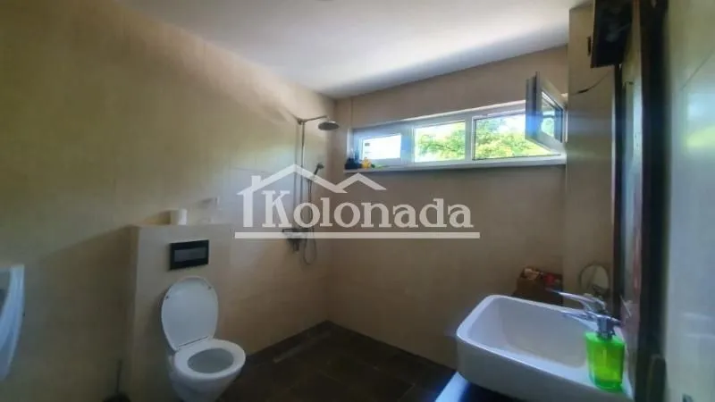Prodaja, kuća, 340m², Sopot, Beograd
