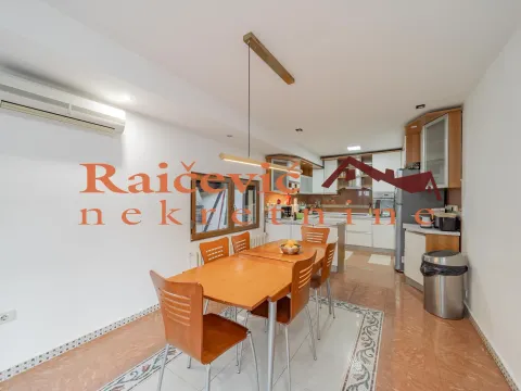 Izdavanje, kuća, 110m², Savski Venac, Beograd - image 4