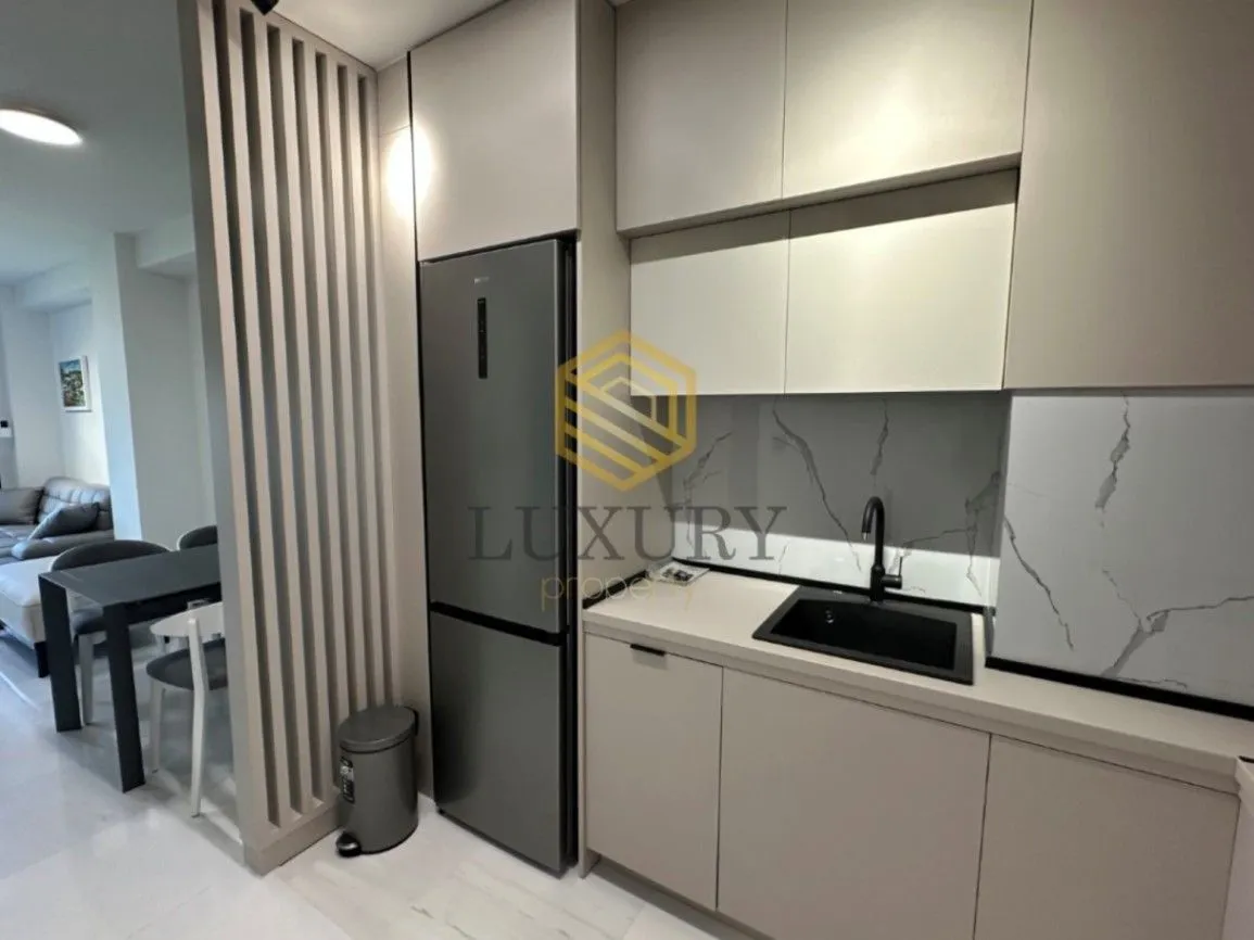 Prodaja, jednosoban stan, 47m², Centar, Podgorica