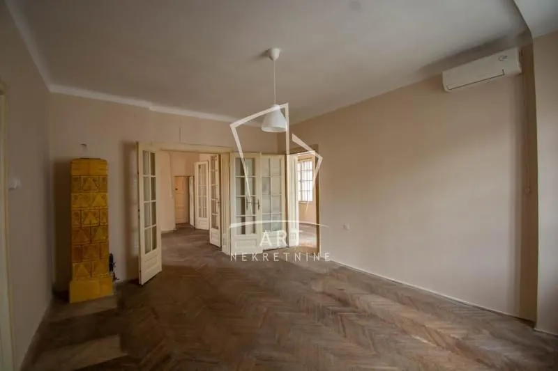 Prodaja, četvorosoban stan, 113m², Vračar Hram, Vračar Sve Podlokacije