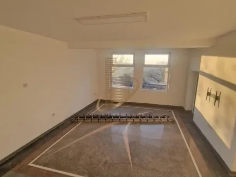 Prodaja, kuća, 550m², Sremska Kamenica, Petrovaradin - image 21