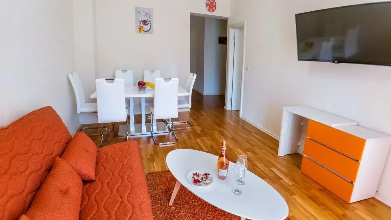 Prodaja, dvosoban stan, 78m², Budva, Crna Gora