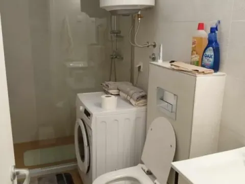 Rent, one bedroom apartment, 43m², Donja Lastva, Tivat - image 9