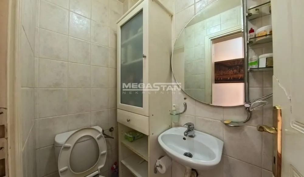 Sale, four bedroom apartment, 101m², Vukov Spomenik, Zvezdara Sve Podlokacije