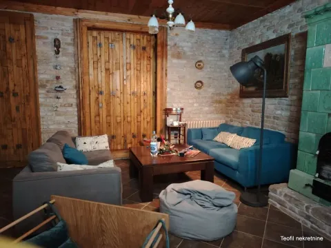 Prodaja, kuća, 239m², Fruška Gora, Novi Sad - image 9