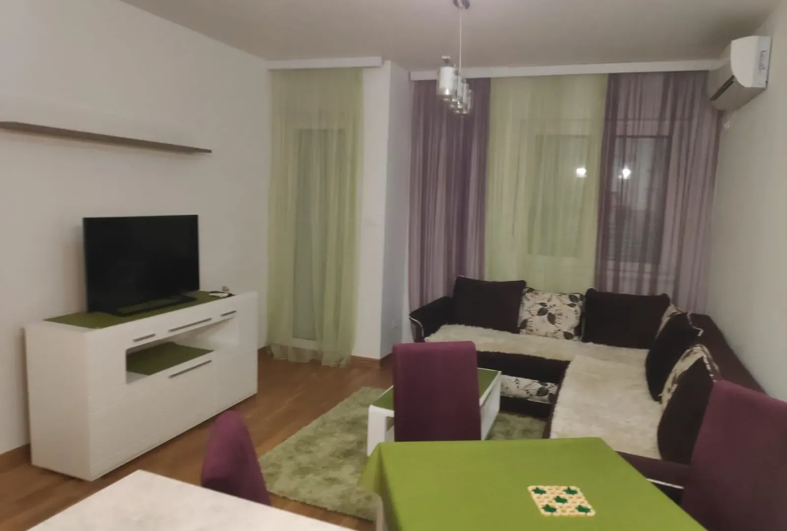 Izdavanje, jednosoban stan, 45m², City Kvart, Podgorica