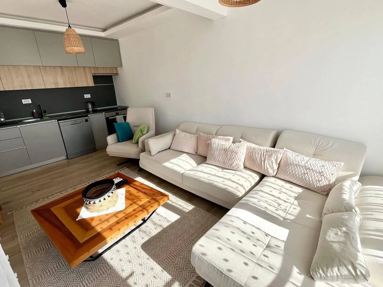 Prodaja, dvosoban stan, 62m², Kava, Tivat