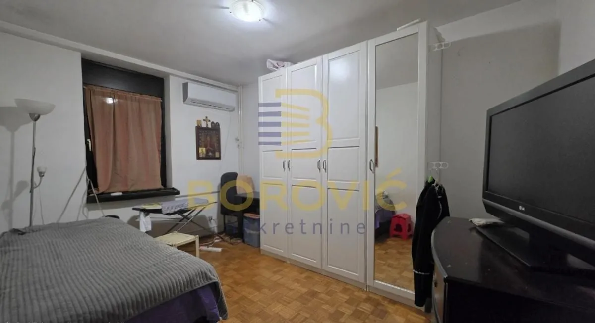 Prodaja, četvorosoban stan, 100m², Neimar, Vračar Sve Podlokacije