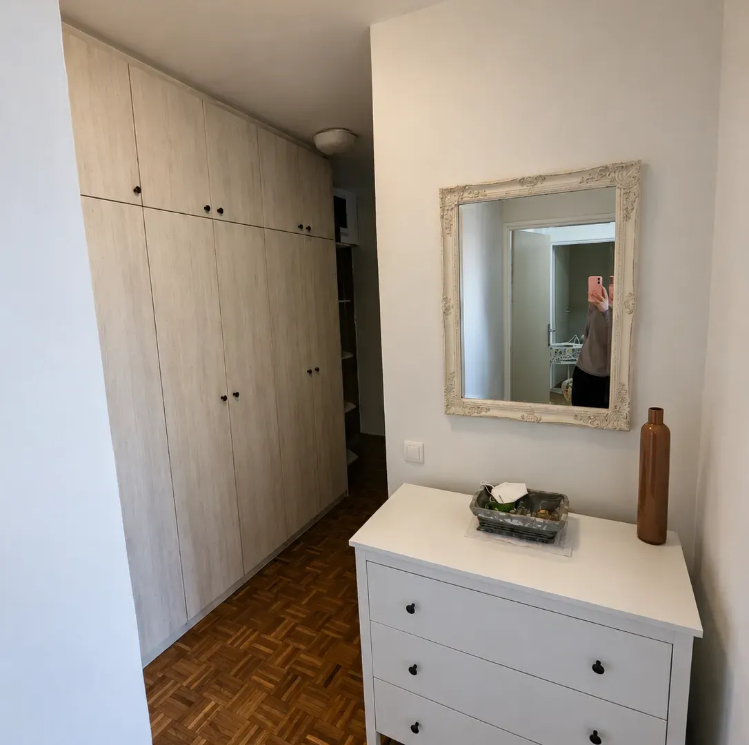 Izdavanje, dvosoban stan, 70m², Pobrežje, Podgorica