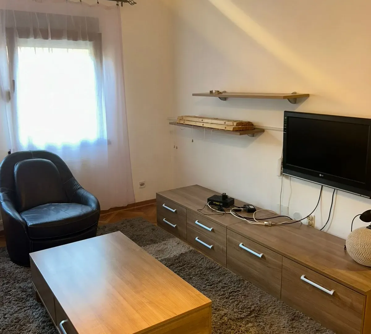 Rent, two bedroom apartment, 86m², Seljanovo, Tivat