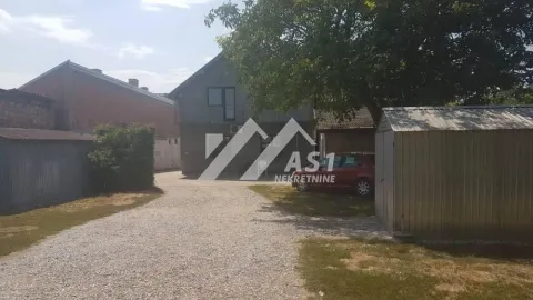 Kuća in Vidovdansko naselje