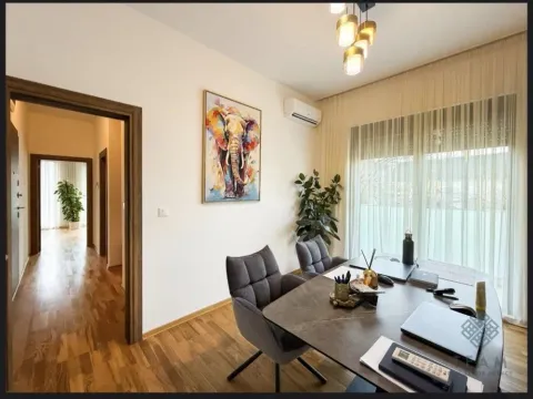 Sale, two bedroom apartment, 52m², Tološka šuma, Podgorica - image 5