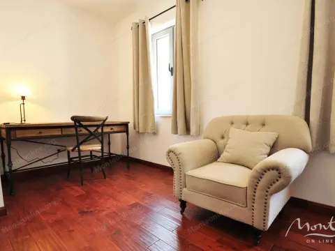 Prodaja, poslovni prostor, 570m², Risan, Kotor - image 30