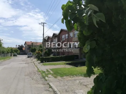 Prodaja, stan, 65m², Pejton, Podgorica - image 9