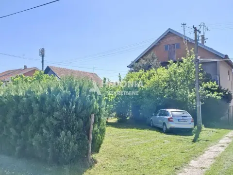 Prodaja, kuća, 176m², Centar, Inđija - image 5
