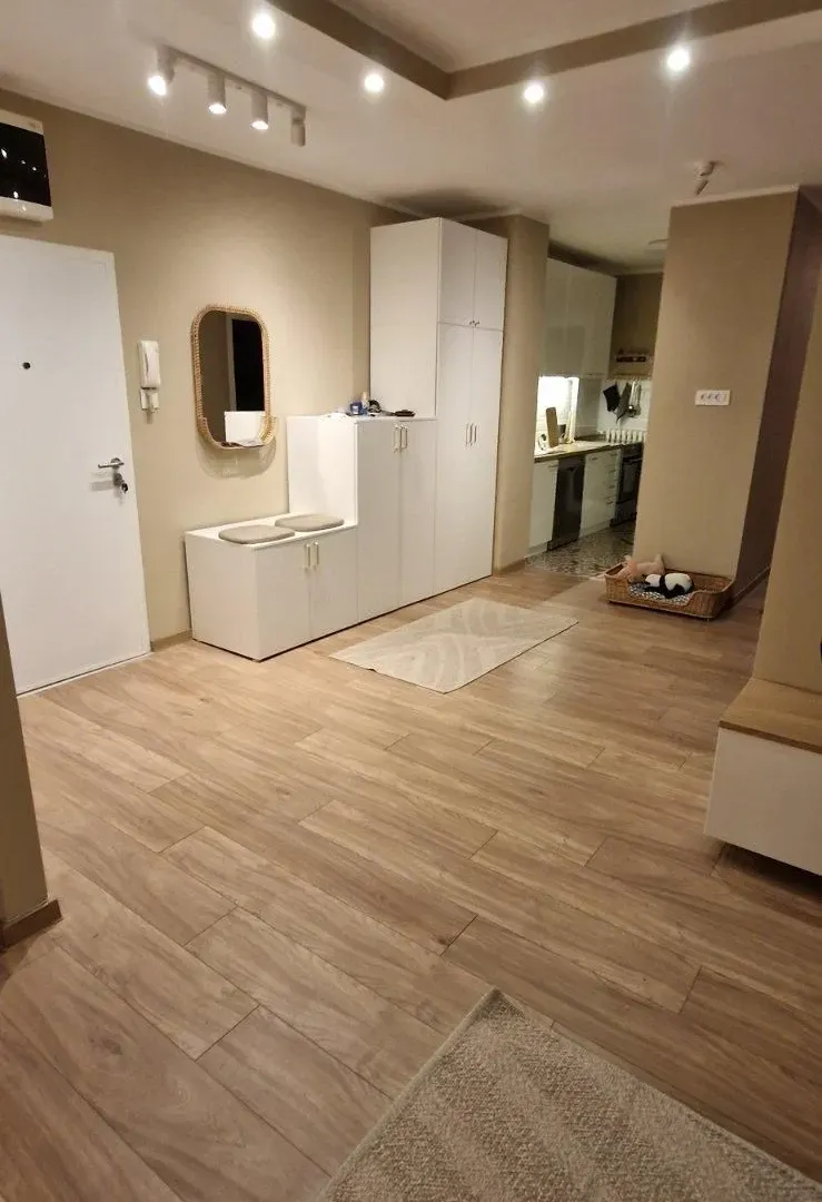 Izdavanje, trosoban stan, 86m², Novi Beograd Blok 63, Novi Beograd Sve Podlokacije