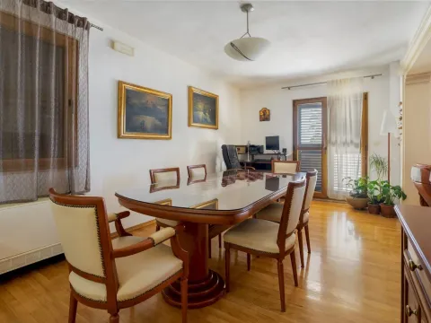 Prodaja, kuća, 564m², Herceg Novi, Crna Gora - image 6