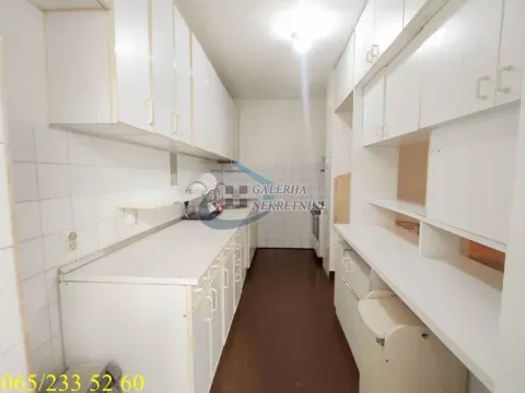 Izdavanje, trosoban stan, 78m², Cerak, Beograd - image 8