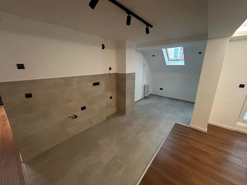 Prodaja, četvorosoban stan, 102m², Čukarica, Beograd