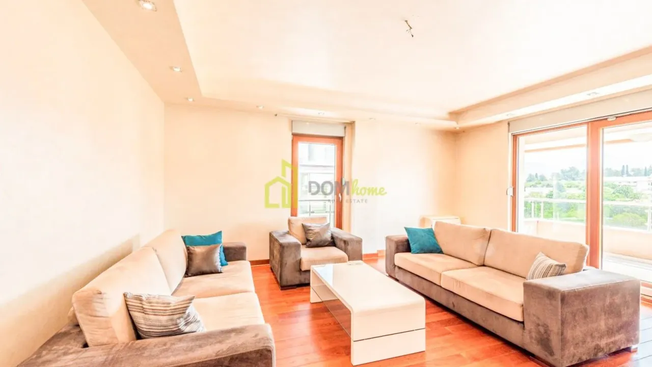 Prodaja, trosoban stan, 127m², Momišići, Podgorica