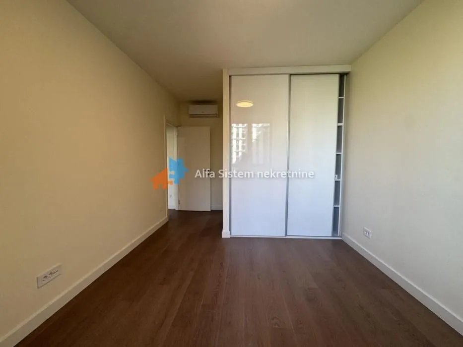 Rent, three bedroom apartment, 78m², Savski Venac, Beograd