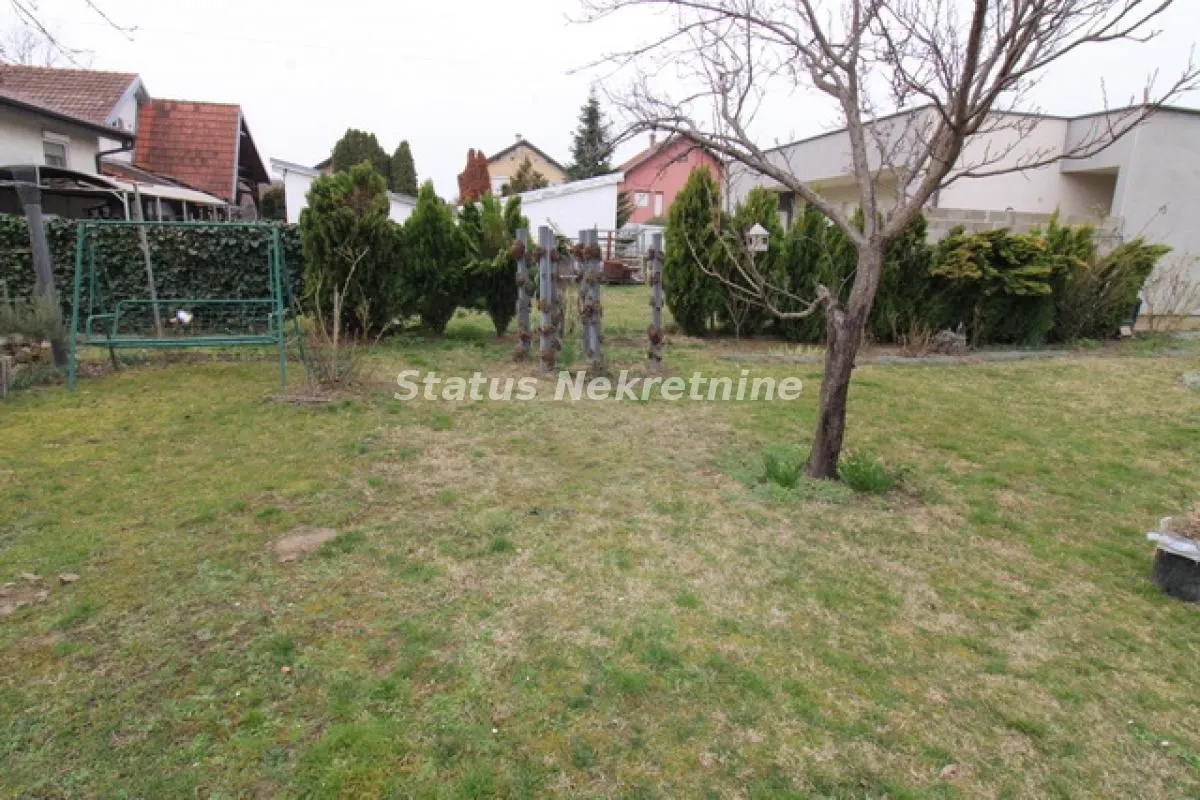 Prodaja, kuća, 230m², Adice, Novi Sad Sve Podlokacije
