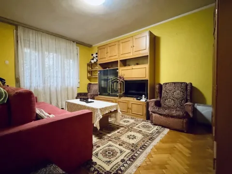Izdavanje, dvosoban stan, 64m², Podgorica, Crna Gora