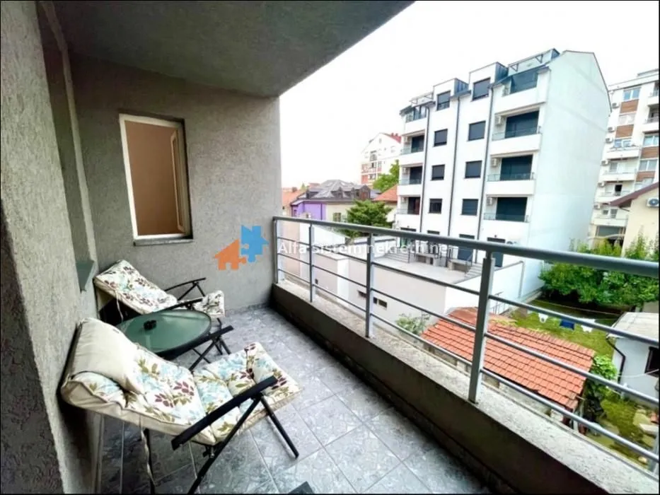 Izdavanje, trosoban stan, 65m², Zvezdara Sve Podlokacije, Beograd